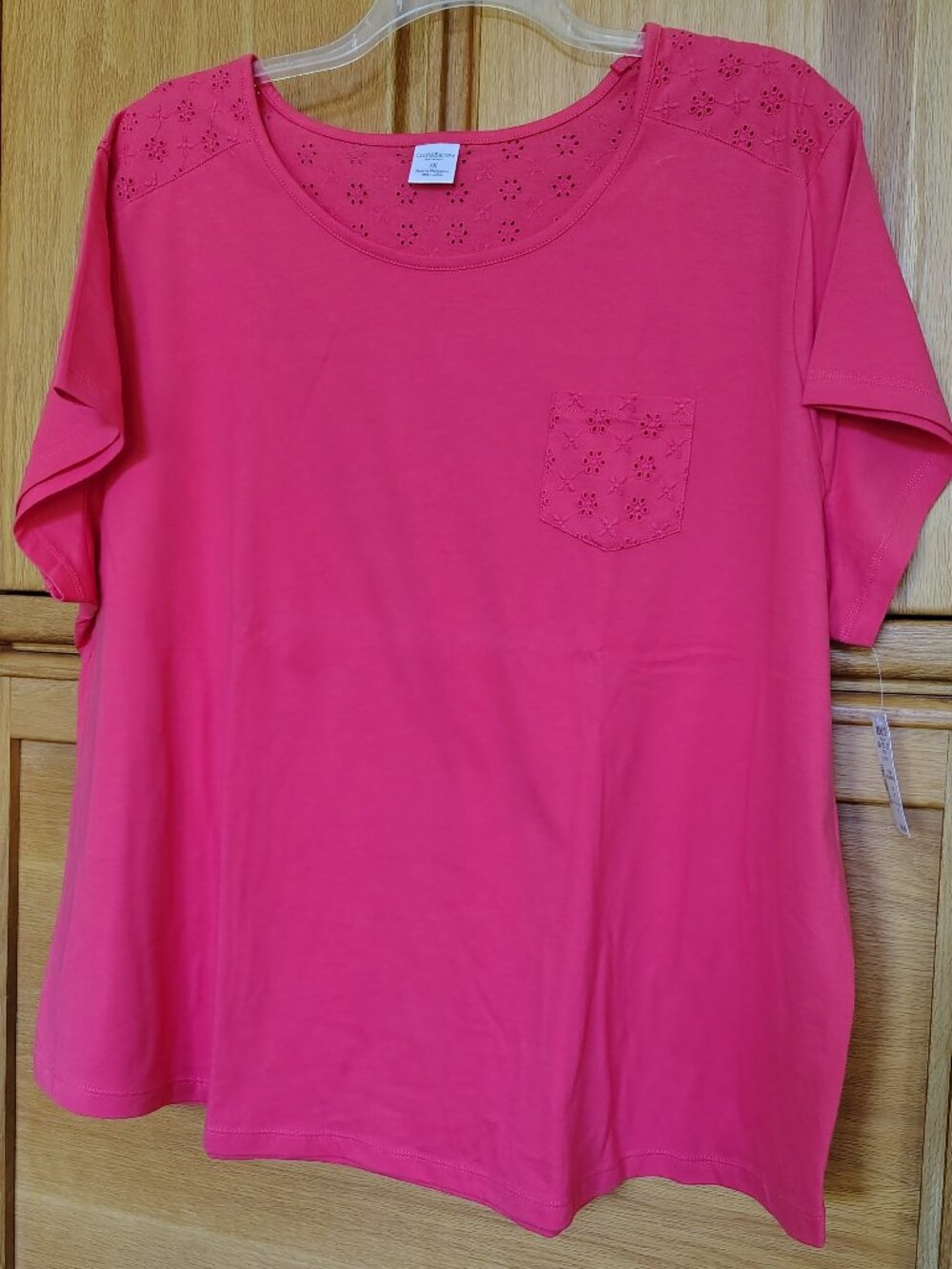 CROFT&BARROW RED ORANGE ROUND NECK SHORT SLEEVED APPLIQUE SHIRT IN PLUS SIZE 3X